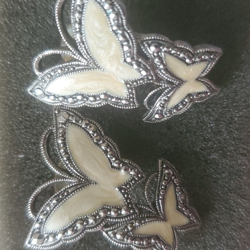 Vintage Earrings Avon Enamel Marcasite Silvertone Butterfly Womens Pierced Jewel